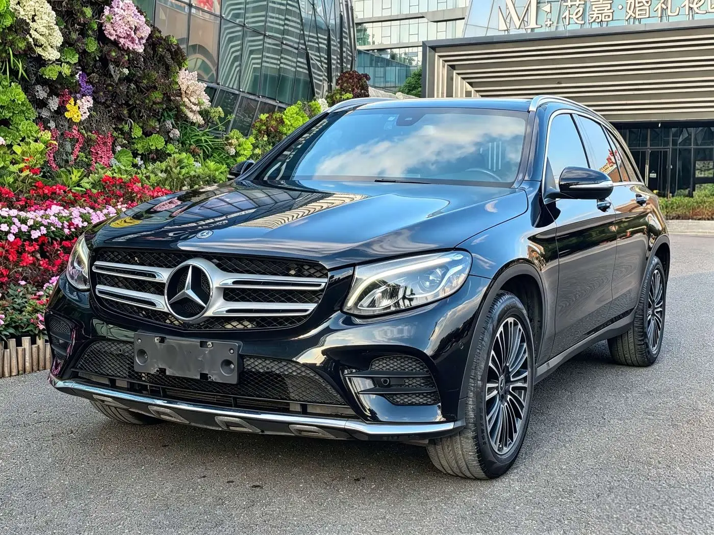Mercedes-Benz GLC 2019 — Фото 1/15