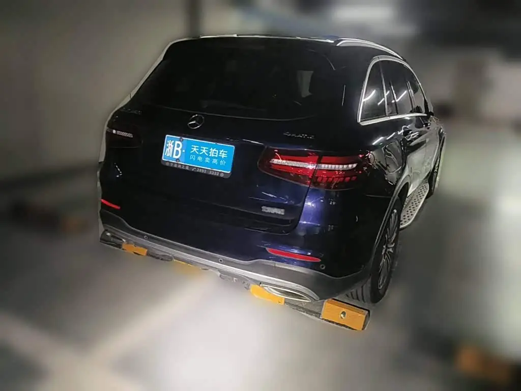 Mercedes-Benz GLC 2016 — Фото 2/12