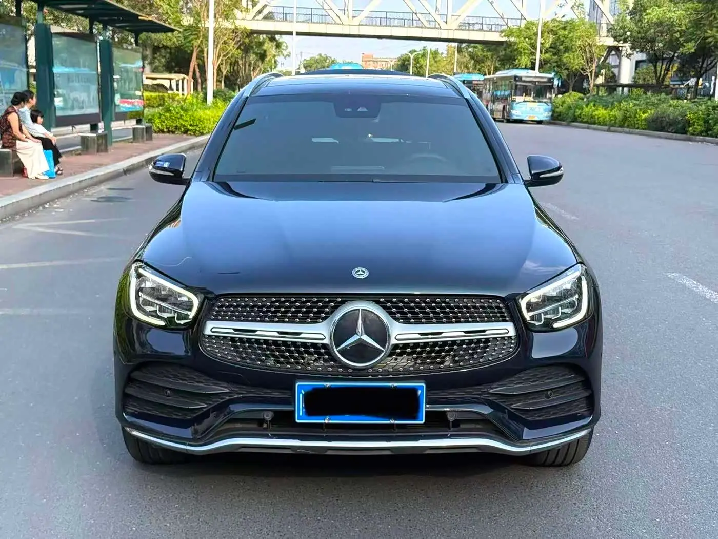 Mercedes-Benz GLC 2019 — Photo 2/9