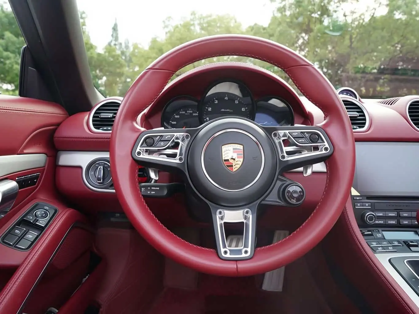 Porsche 718 2022 — ფოტო 7/17