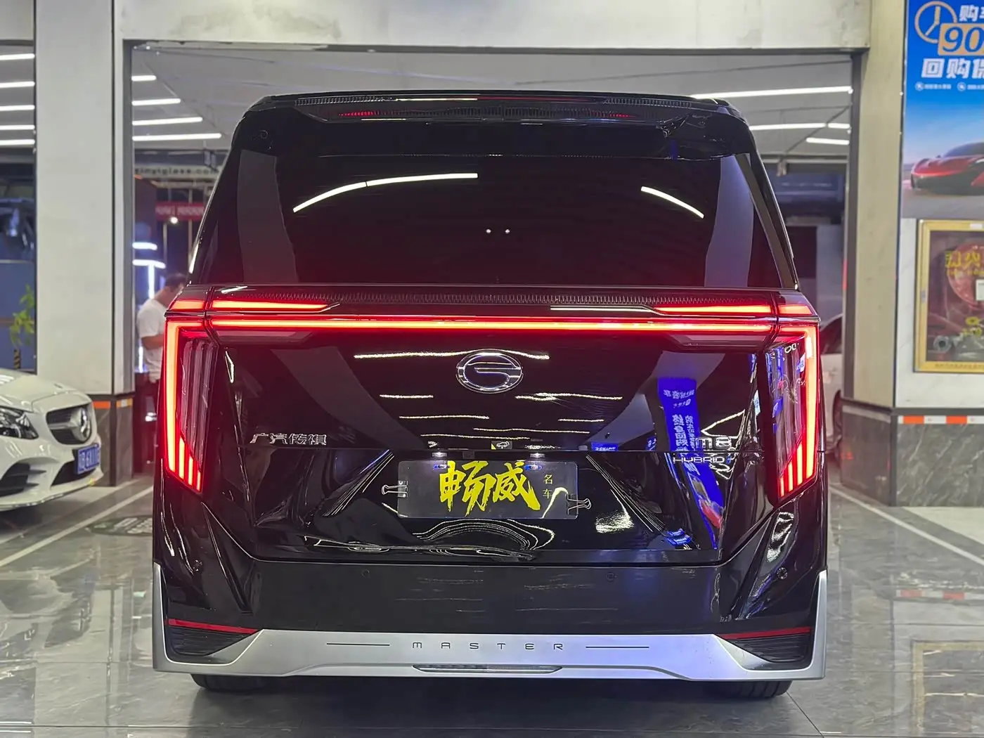 GAC Trumpchi Trumpchi M8 2025 — Photo 7/16