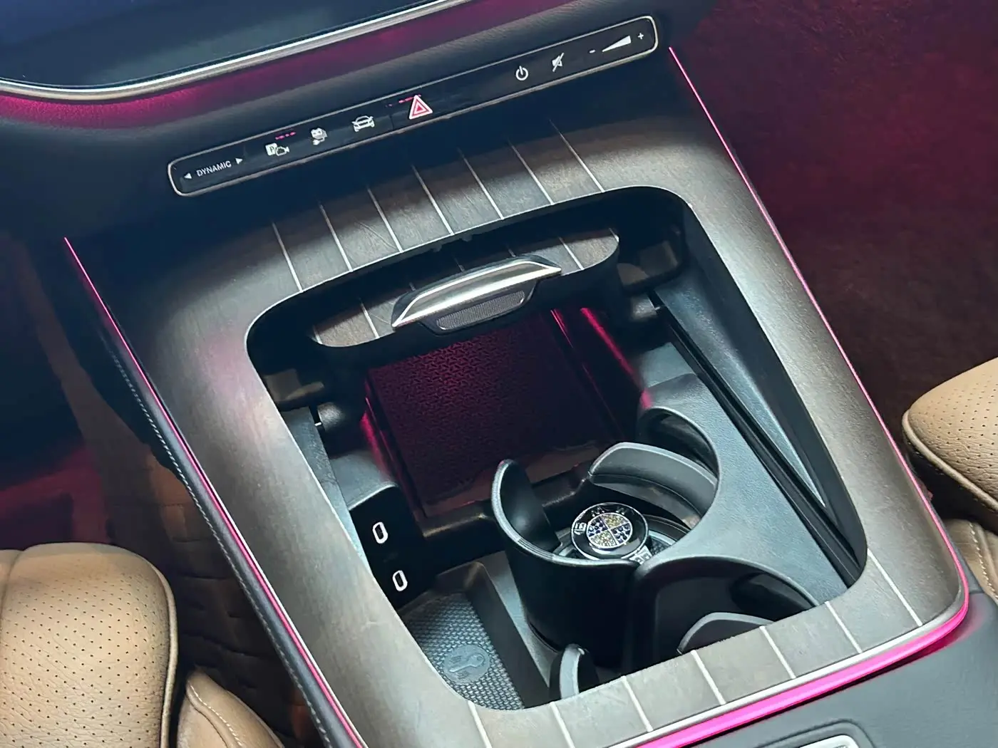 Mercedes-Benz E-Class New Energy 2025 — Photo 16/20