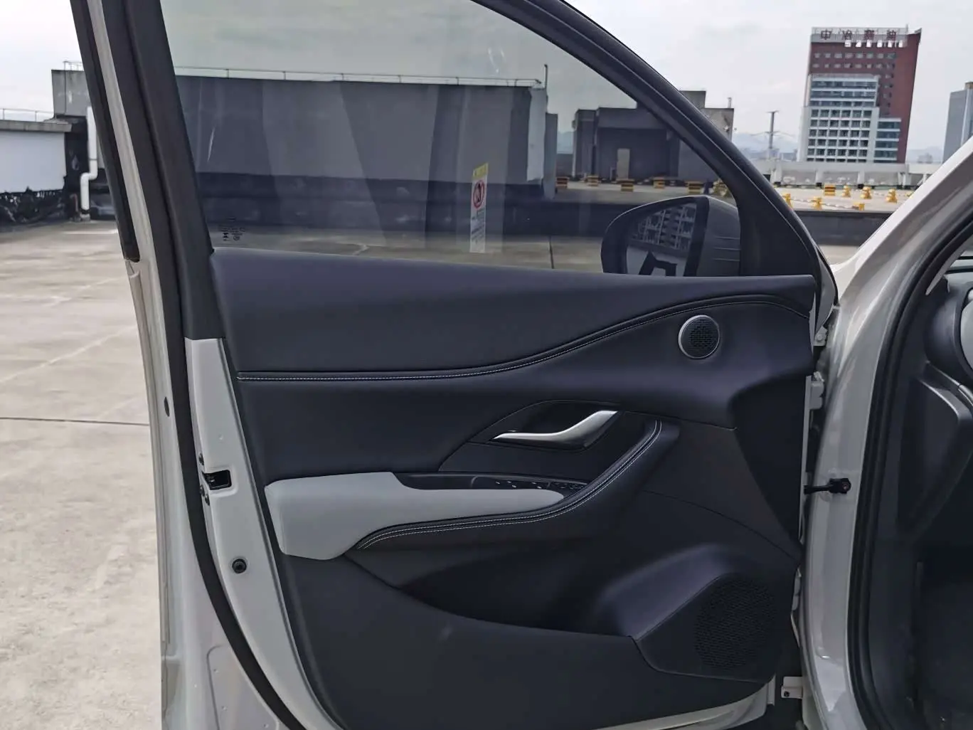 BYD Seal 05 DM-i 2025 — Photo 7/16