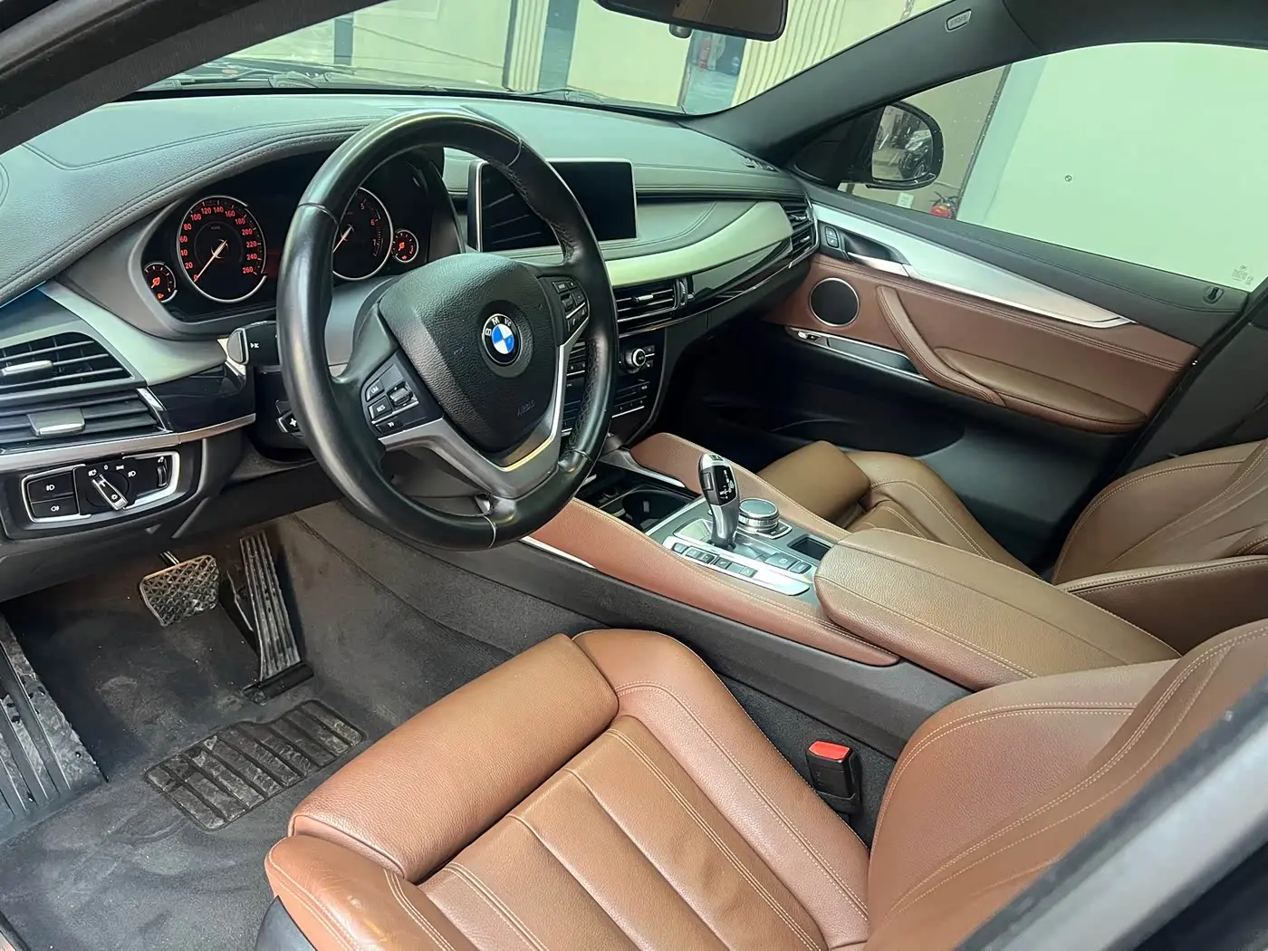 BMW X6 2019 — Photo 3/12