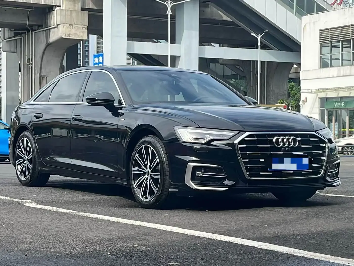 Audi A6L 2025 — Photo 3/9