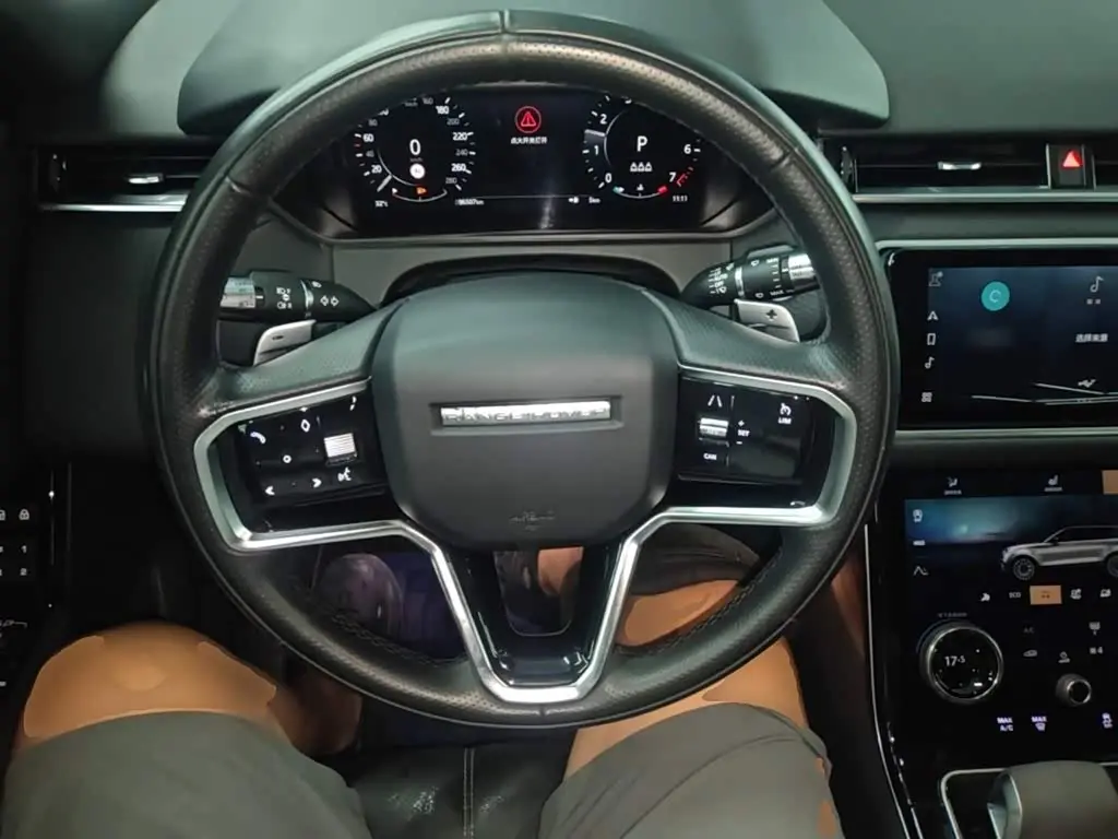 Land Rover Range Rover Velar 2021 — Photo 11/20