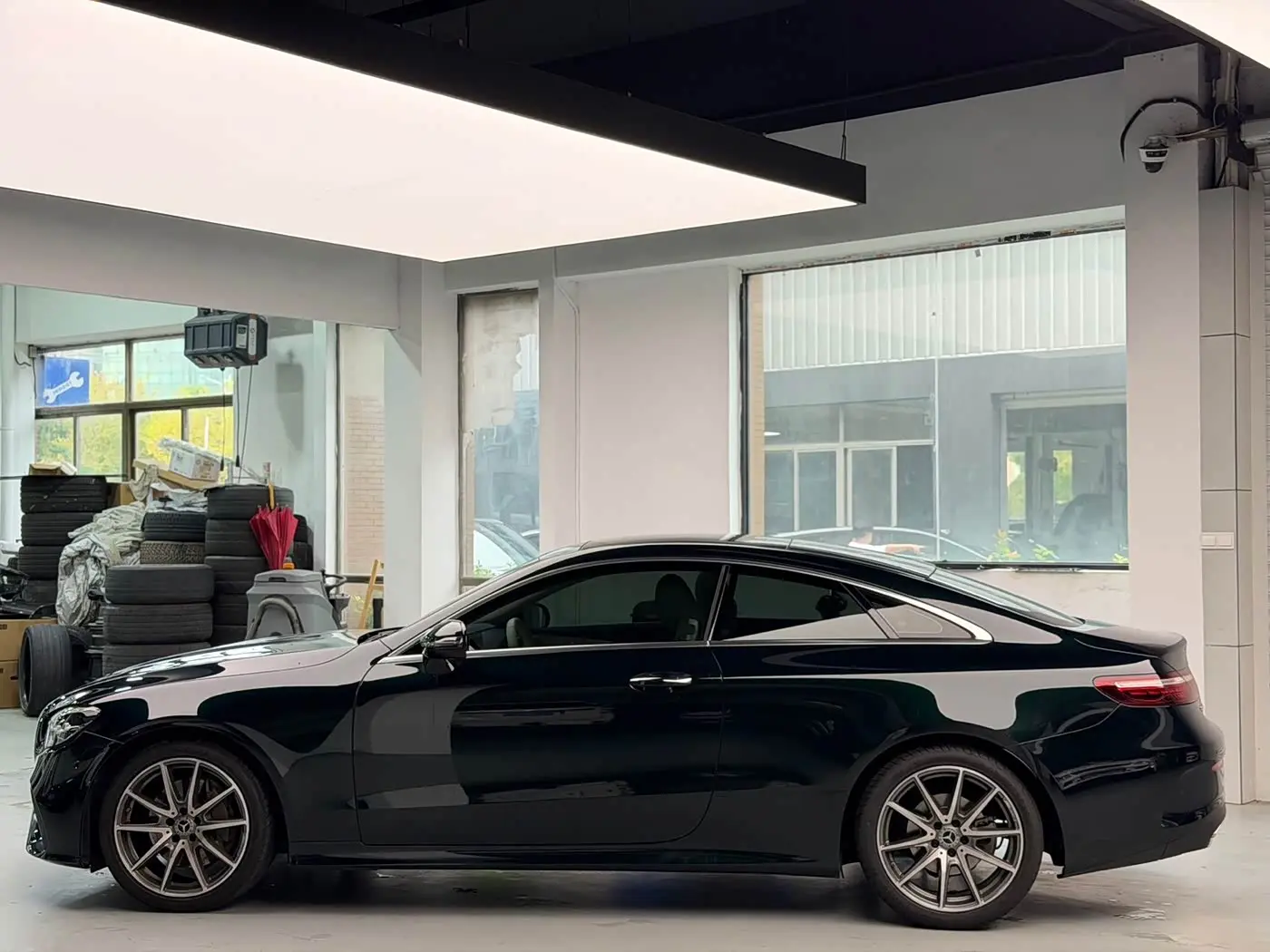 Mercedes-Benz E-Class 2024 — ფოტო 3/9