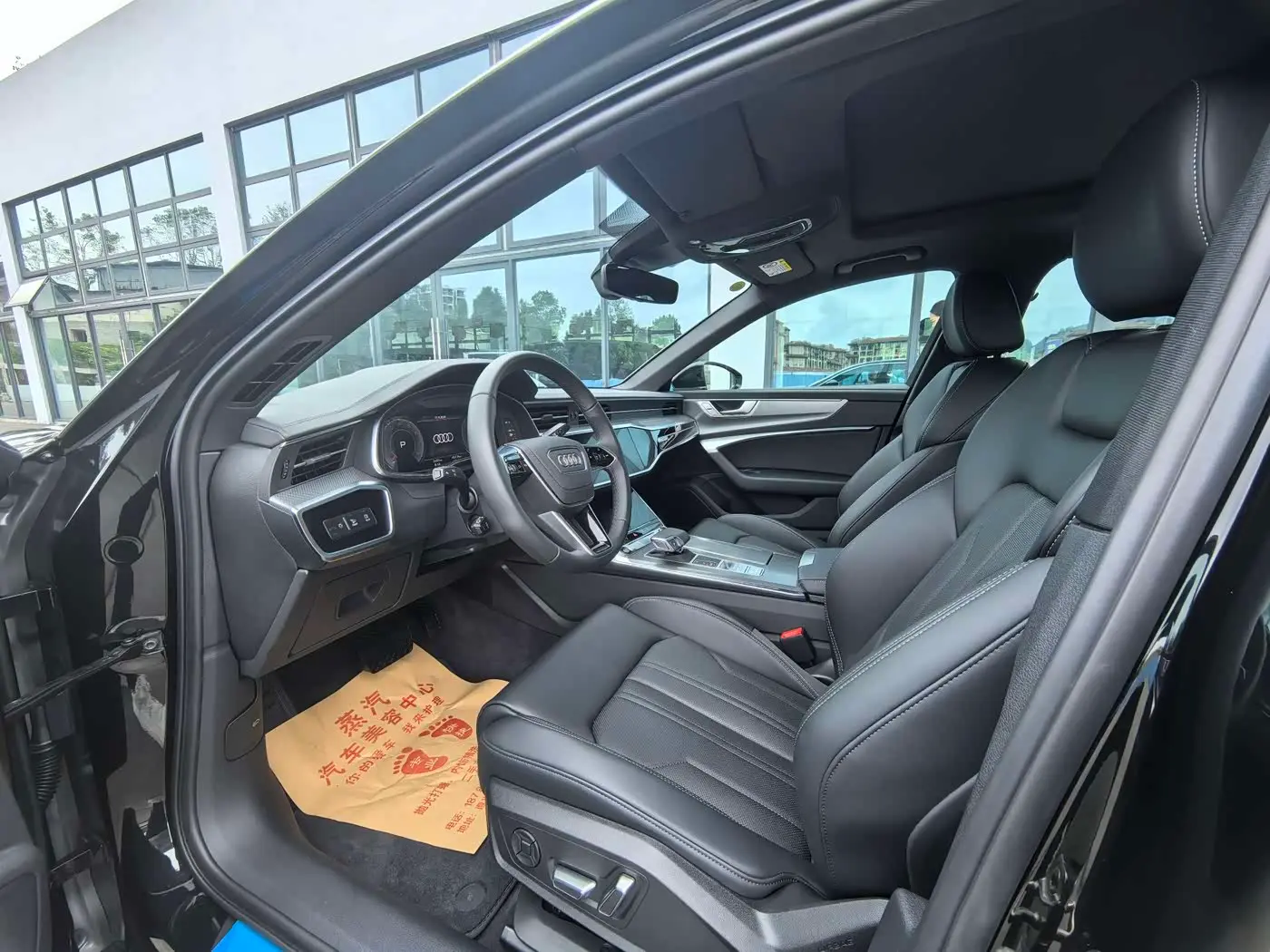 Audi A6L 2025 — Photo 4/14
