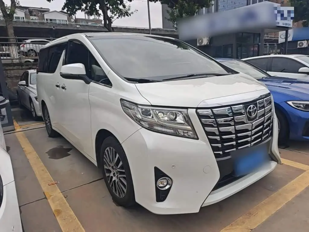 Toyota Alphard 2017 — Photo 4/20
