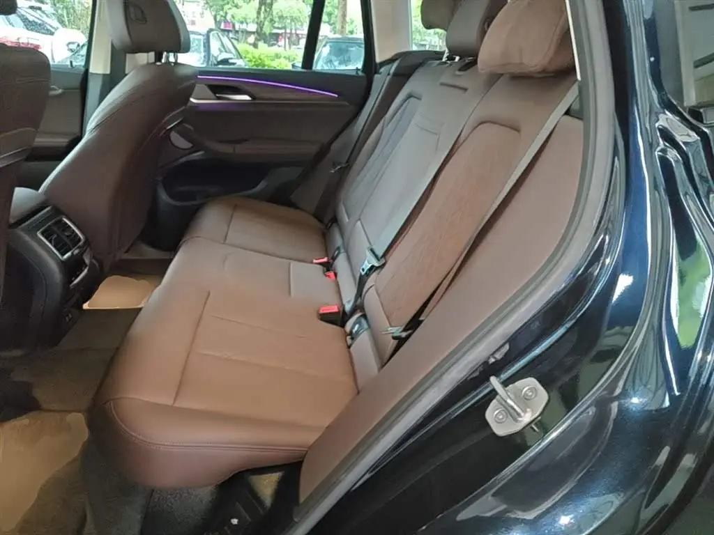 BMW X3 2022 — Photo 17/20