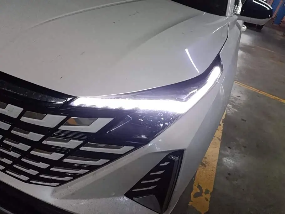 Changan UNI-Z New Energy 2025 — Şəkil 5/16