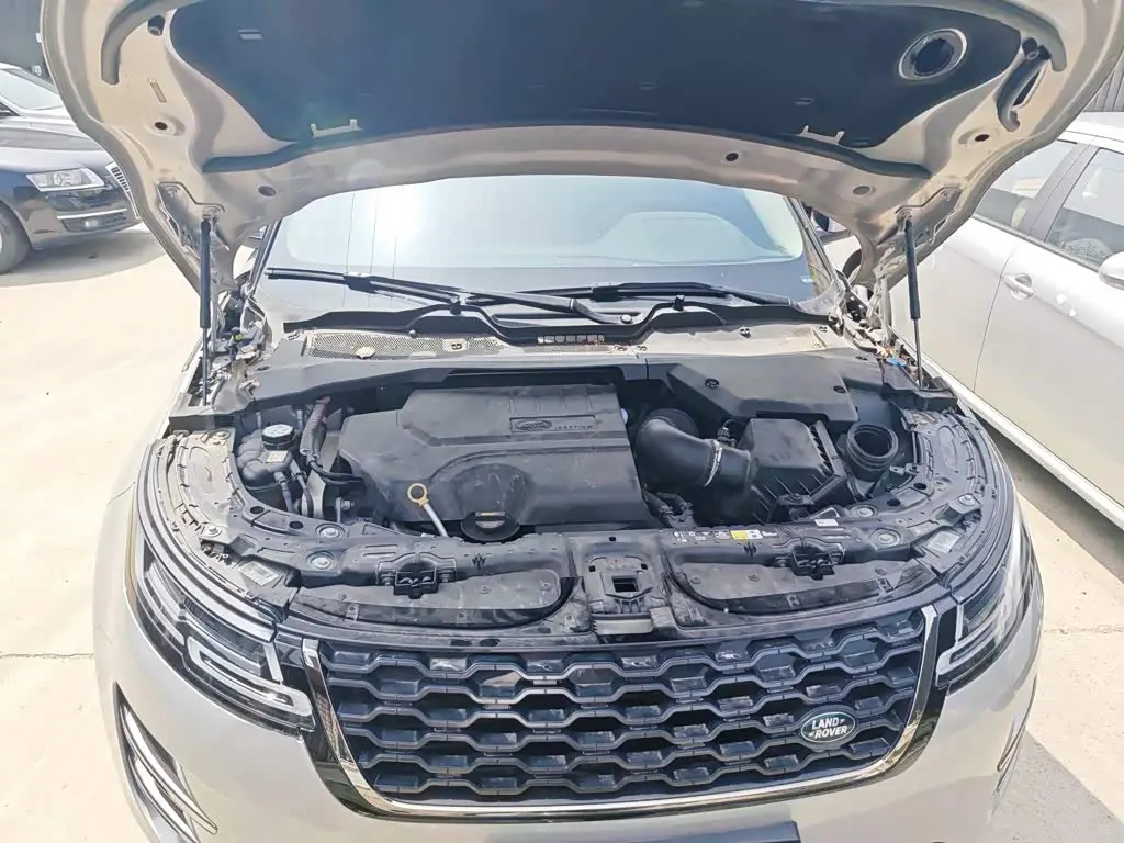 Land Rover Range Rover Evoque 2023 — Фото 15/20
