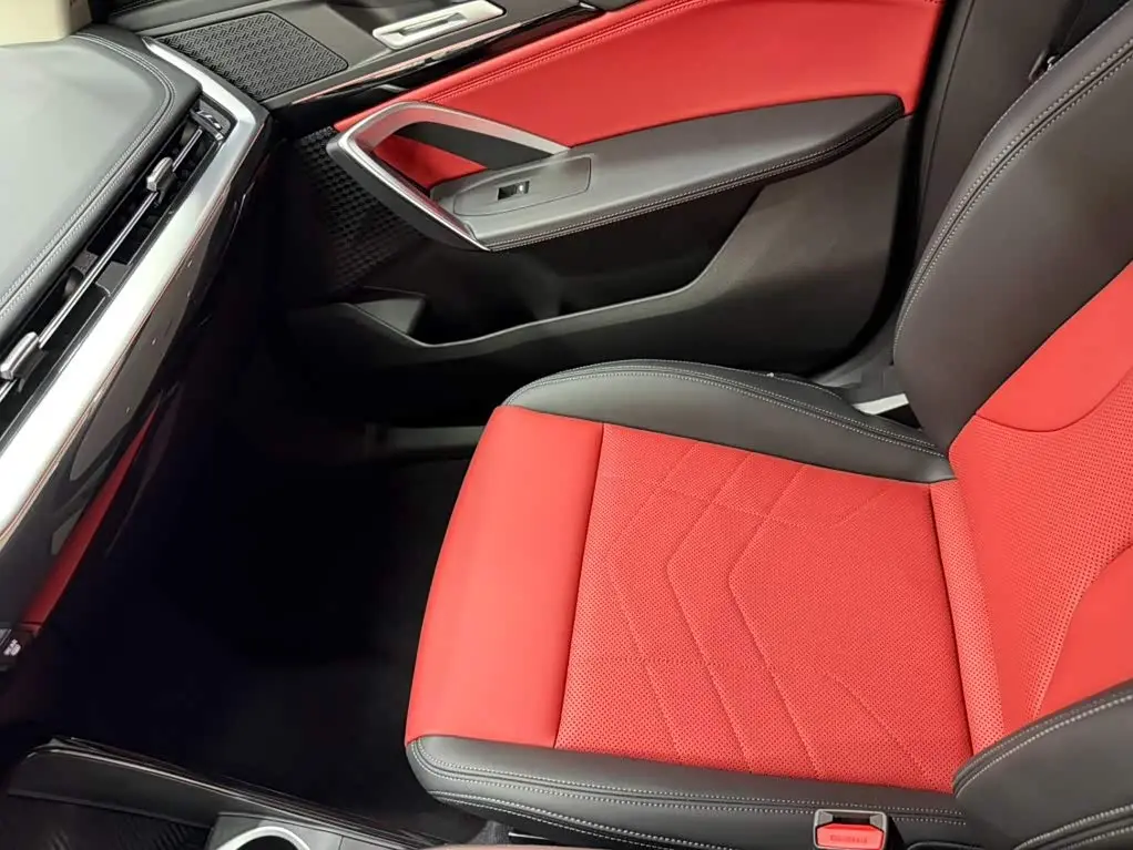 BMW X1 2023 — Photo 14/20