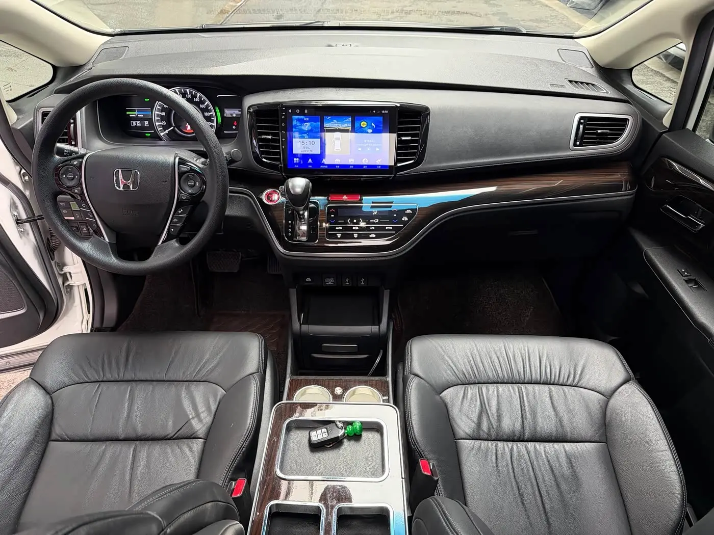 Honda Odyssey 2019 — Фото 11/20