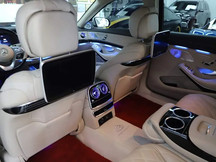 Mercedes-Benz Maybach S-Class 2015 — Photo 10/20