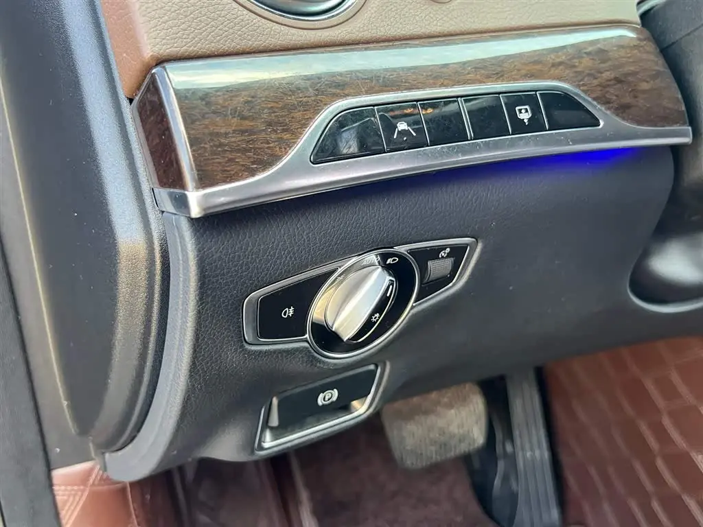Mercedes-Benz S-Class 2019 — Фото 6/19