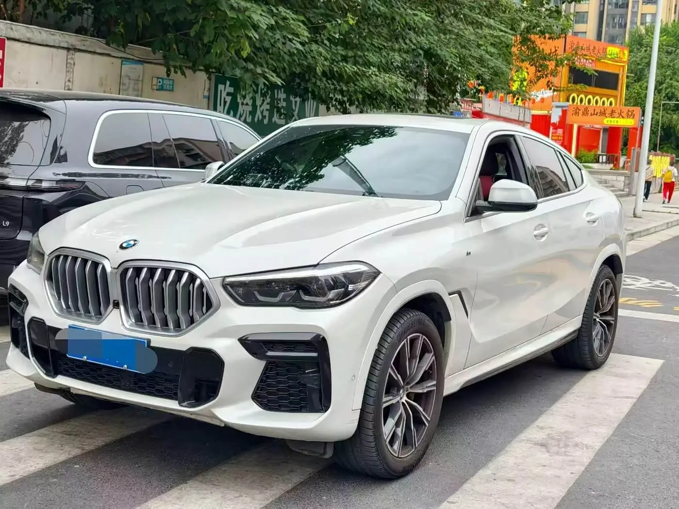 BMW X6 2022 — Фото 1/9