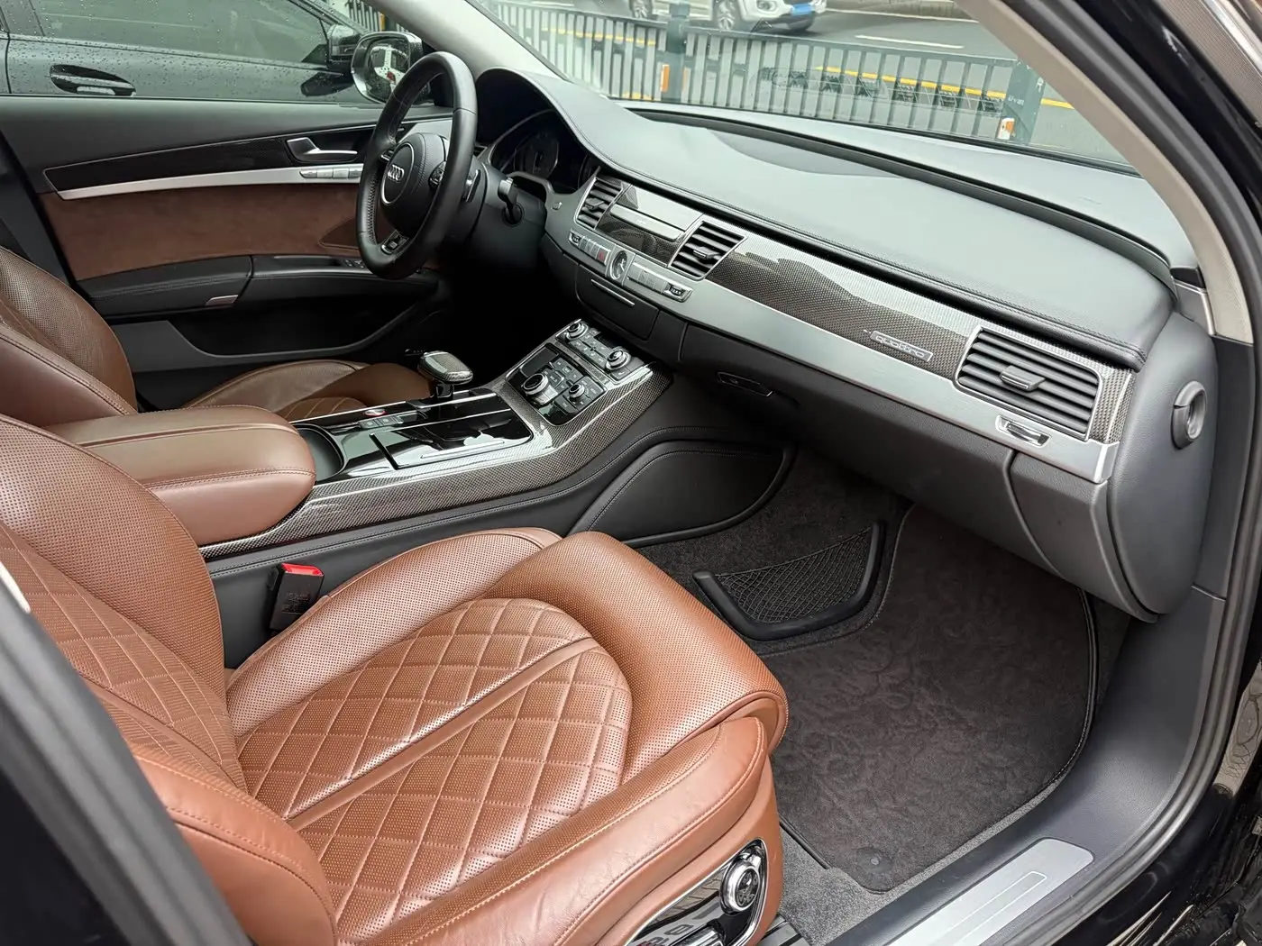 Audi S8 2013 — Photo 10/13