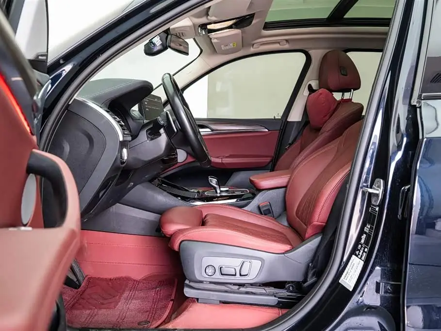 BMW X3 2023 — Фото 10/20