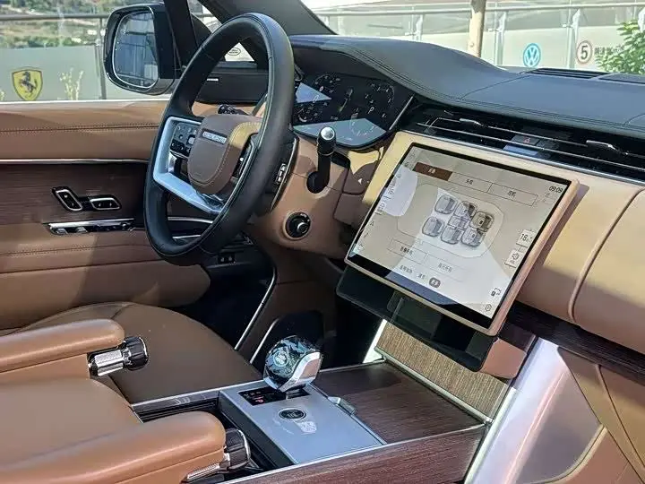 Land Rover Range Rover 2025 — Фото 11/20