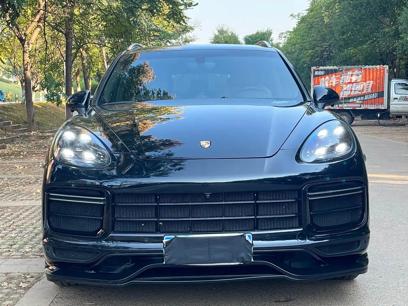 Porsche Cayenne 2013 — Photo 2/15