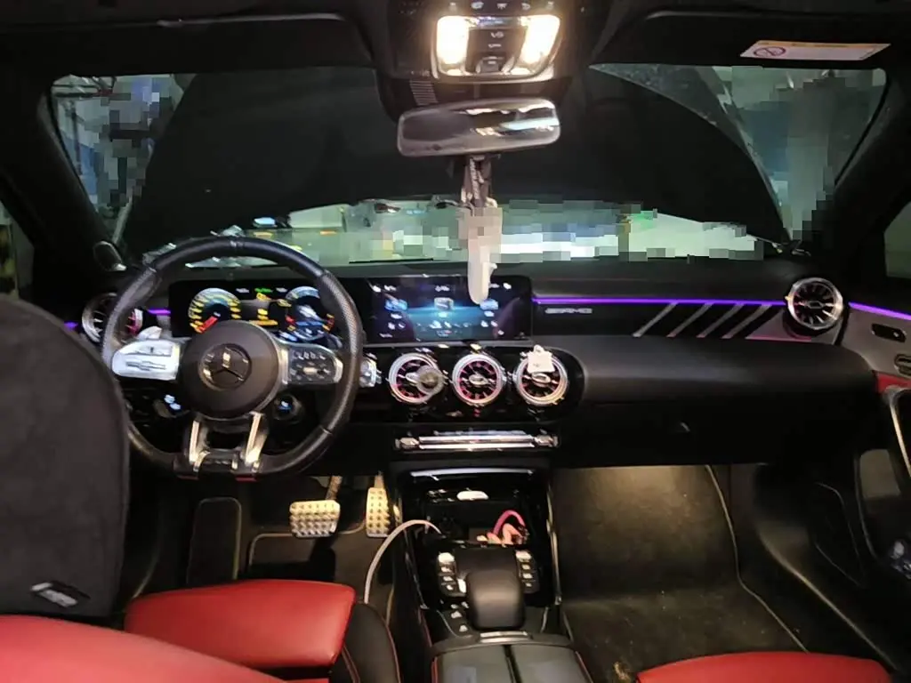 Mercedes-Benz A-Class AMG 2021 — Photo 11/12