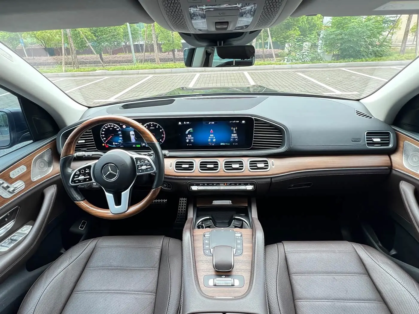 Mercedes-Benz GLS 2022 — Photo 13/18