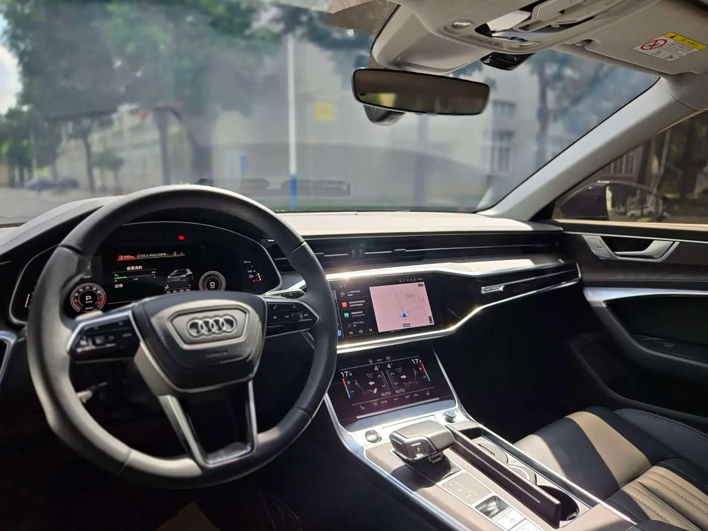 Audi A6L 2023 — Photo 13/14