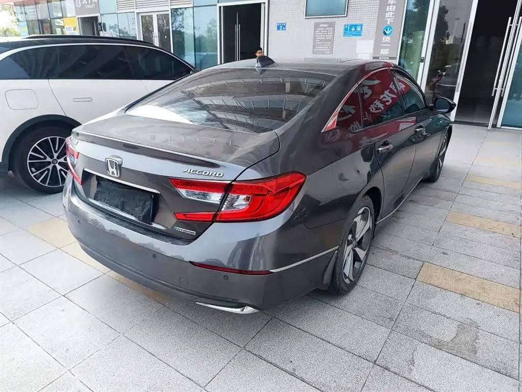 Honda Accord 2020 — Photo 7/10