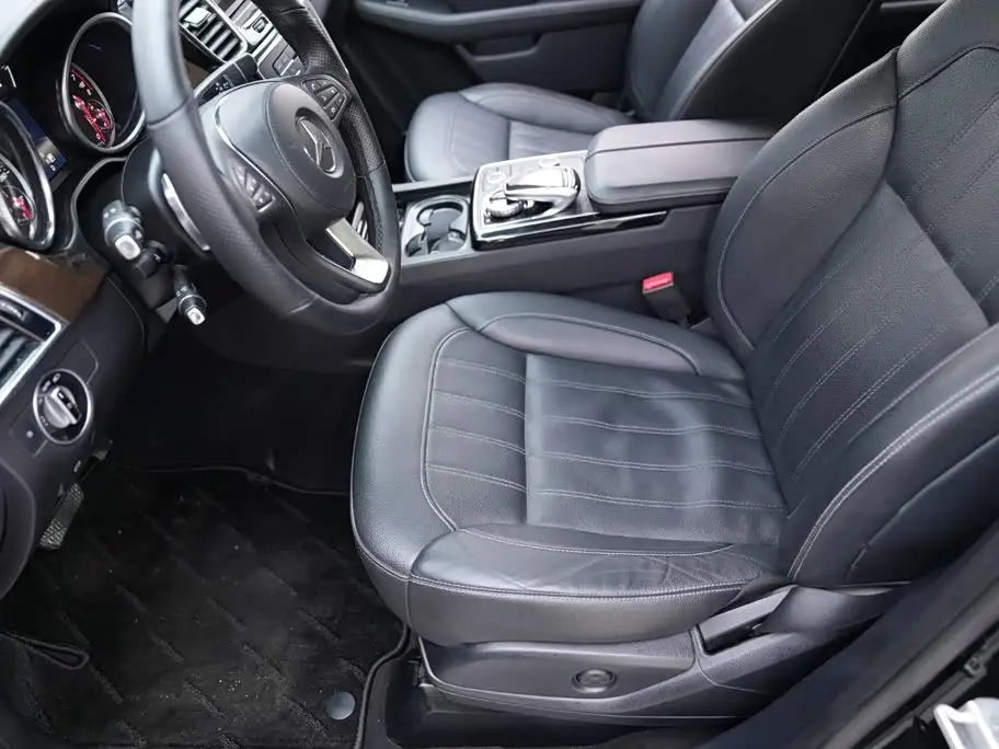 Mercedes-Benz GLS 2018 — Şəkil 7/20