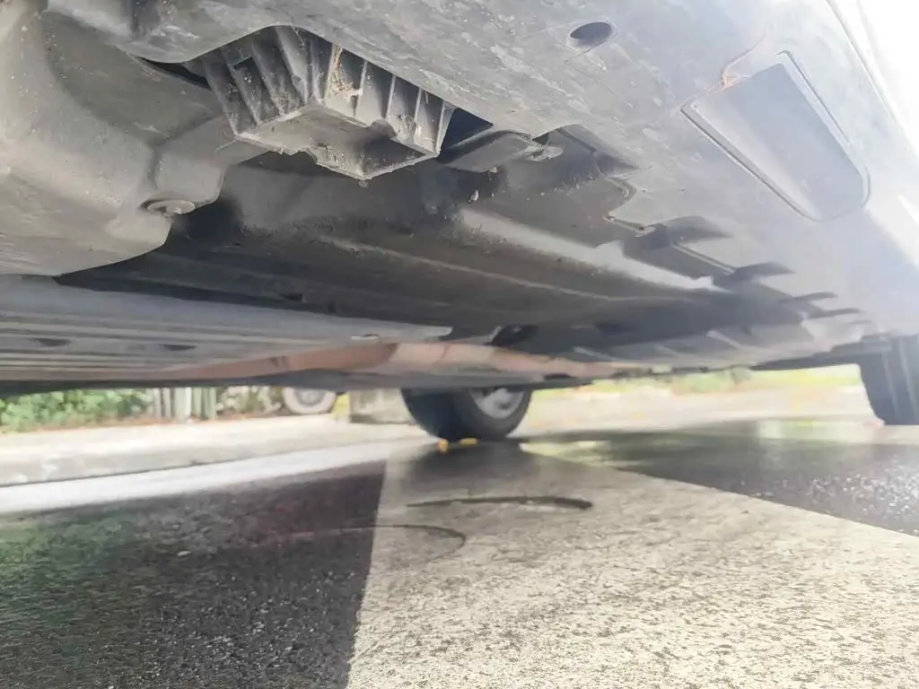 BMW X6 2021 — Photo 8/13