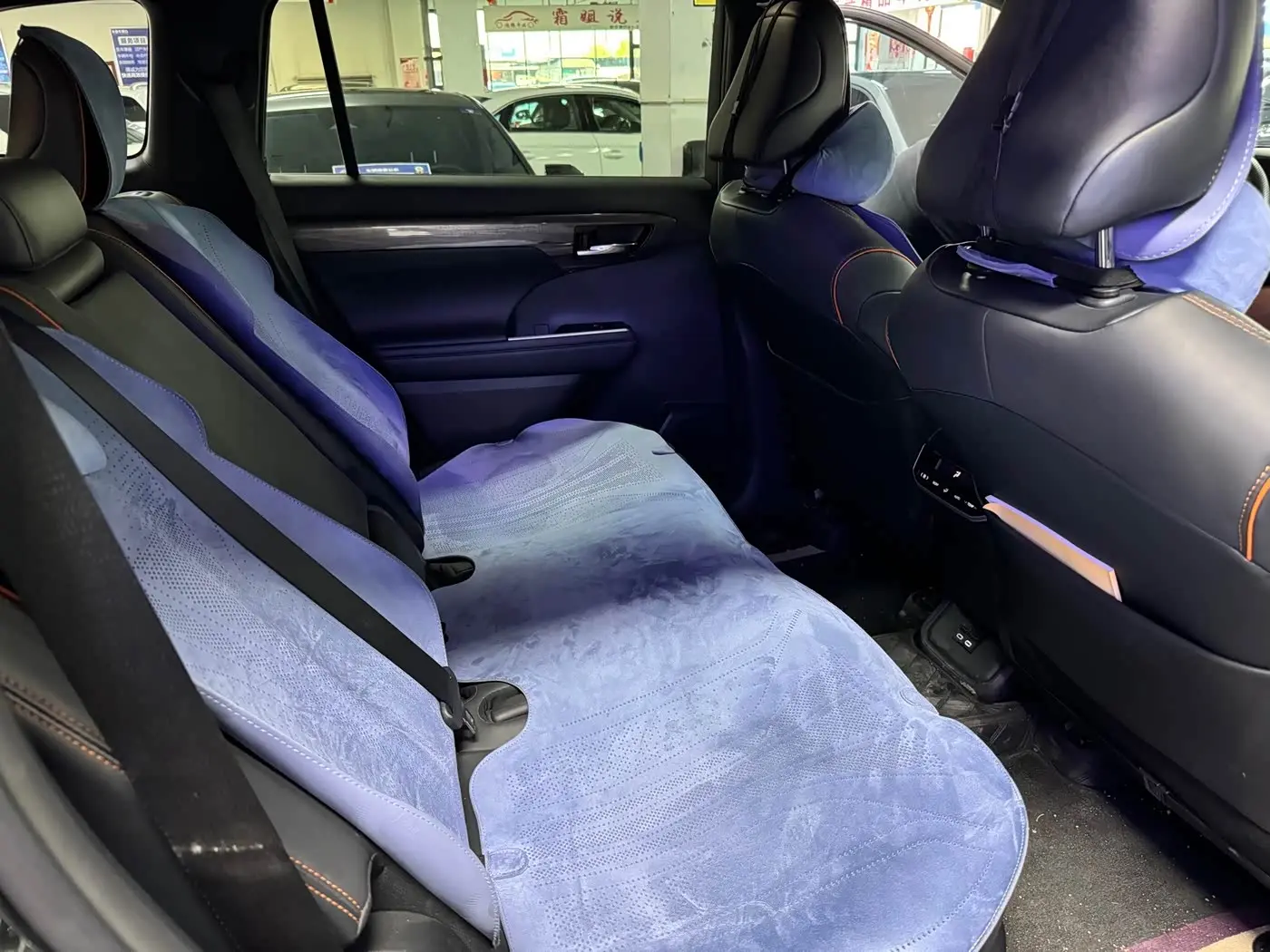 Toyota Crown Kluger 2025 — Photo 9/9