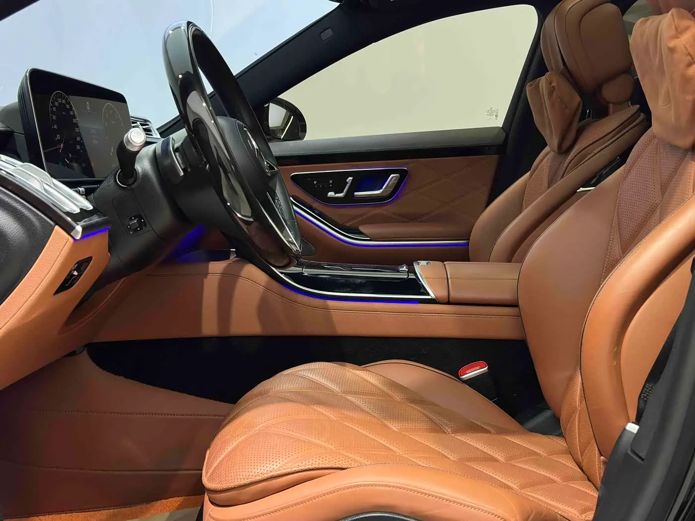 Mercedes-Benz Maybach S-Class 2024 — Фото 4/15