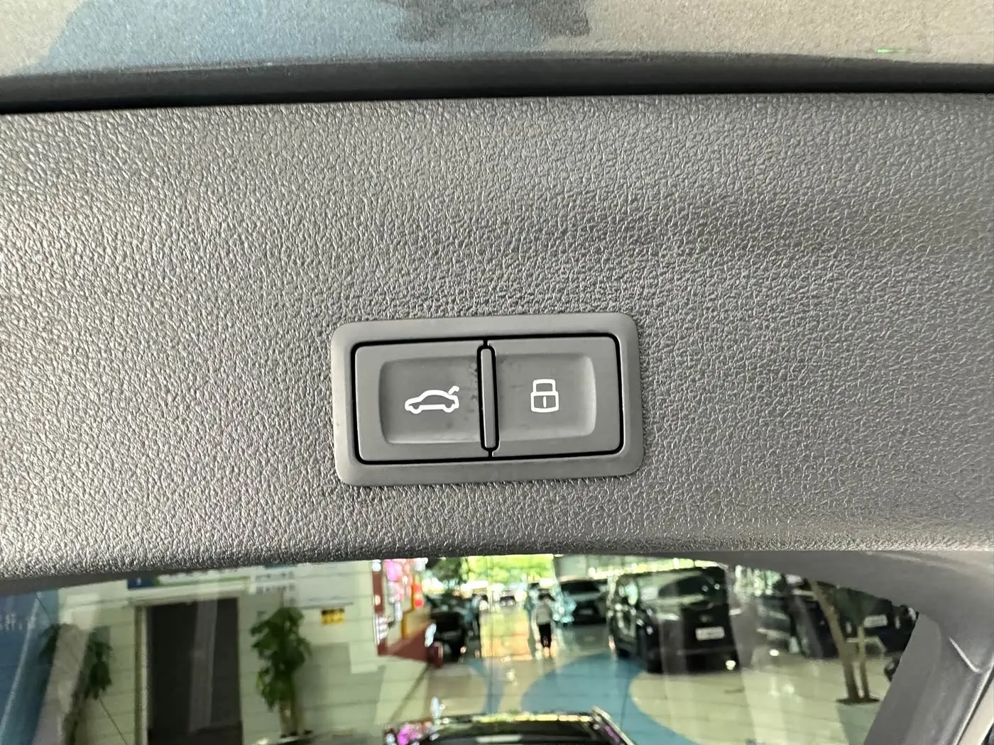 Audi A6 2021 — Photo 6/20