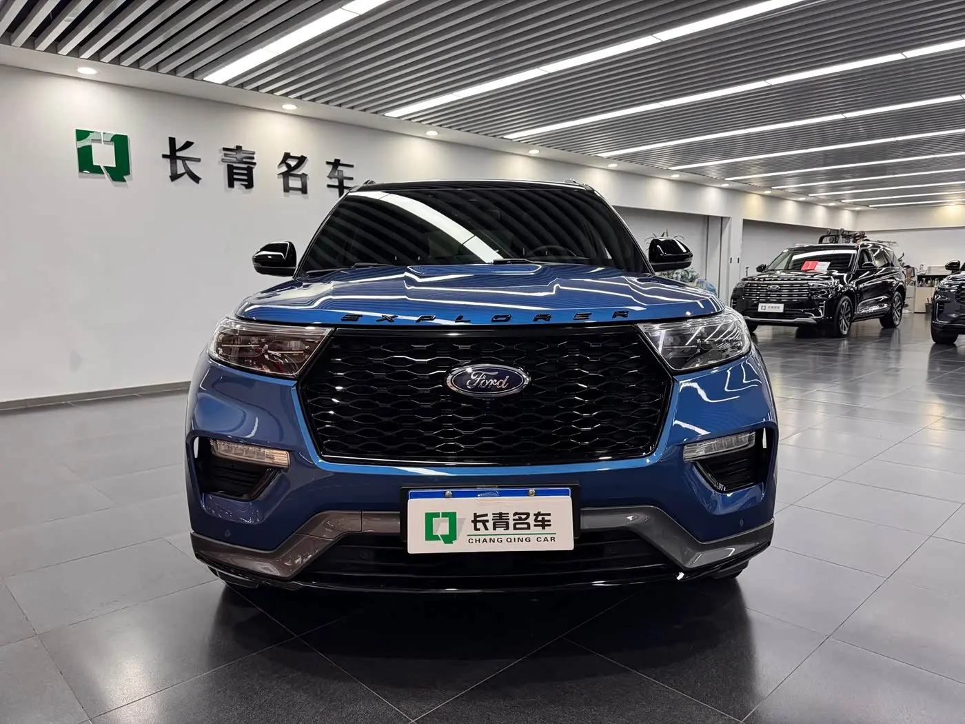 Ford Explorer 2021 — Фото 2/9