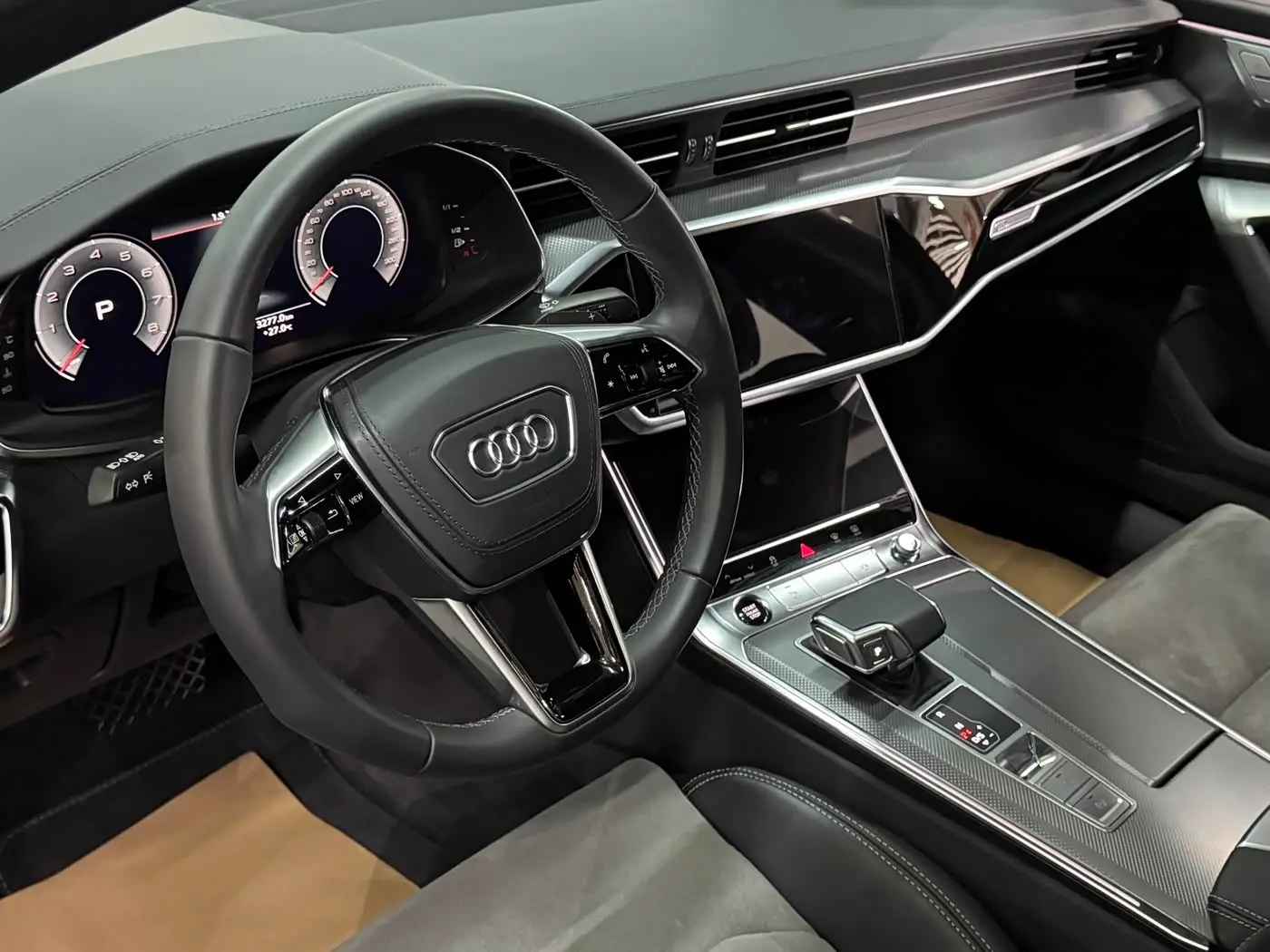 Audi A6L 2024 — Фото 5/12