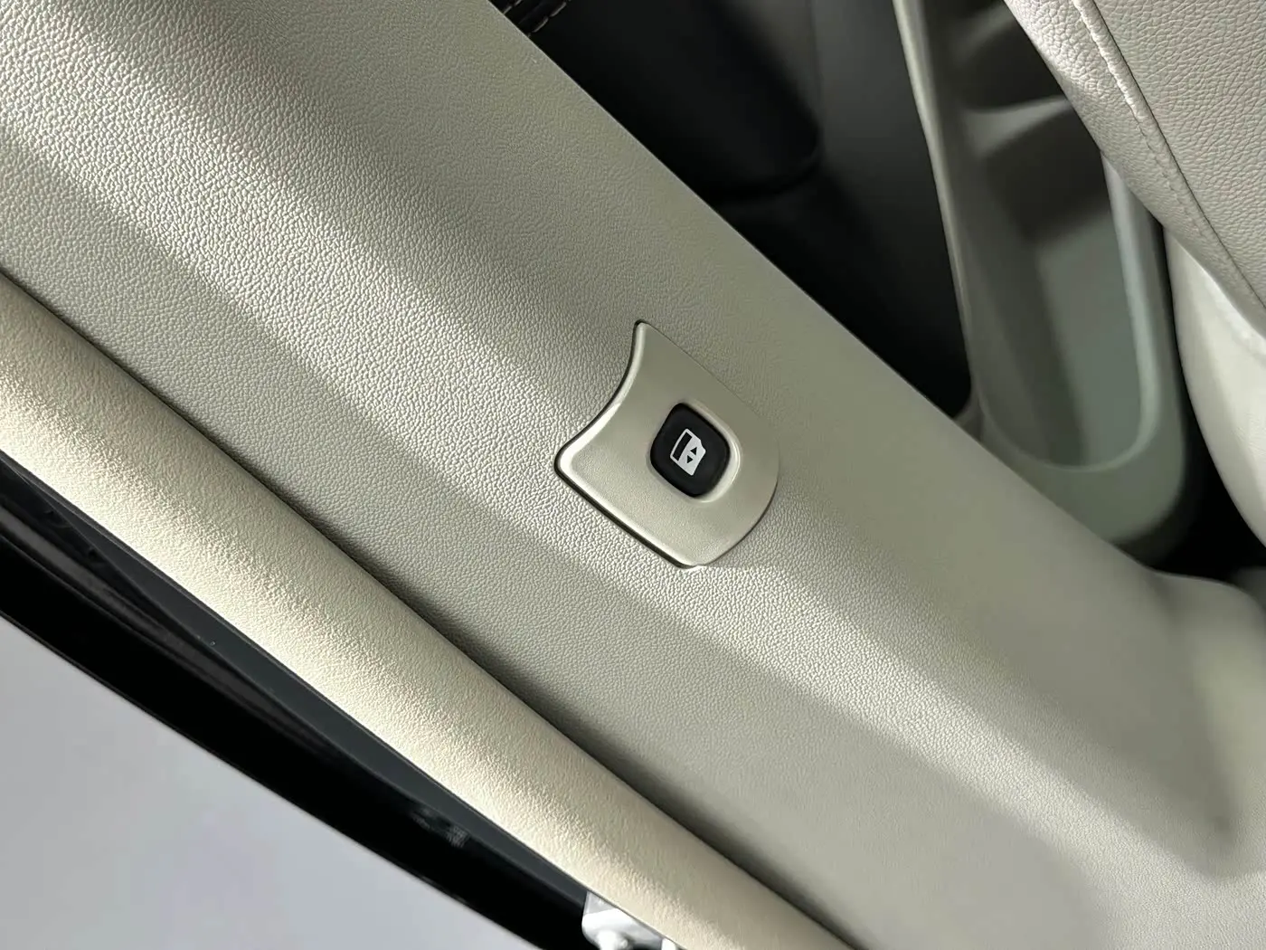 Chrysler Grand Voyager 2016 — Photo 19/20