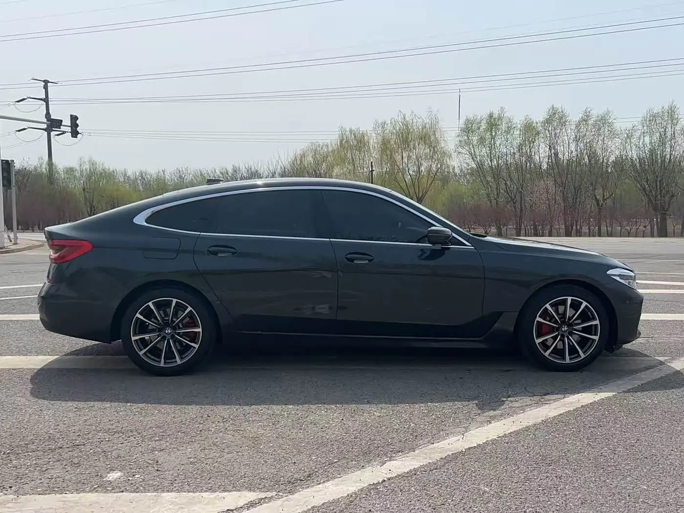 BMW 6 Series GT 2019 — Фото 3/16
