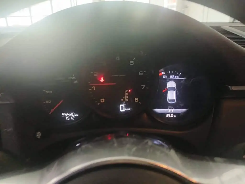 Porsche Macan 2019 — Photo 4/12