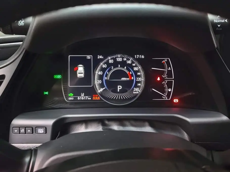 Lexus ES 2024 — Photo 14/16
