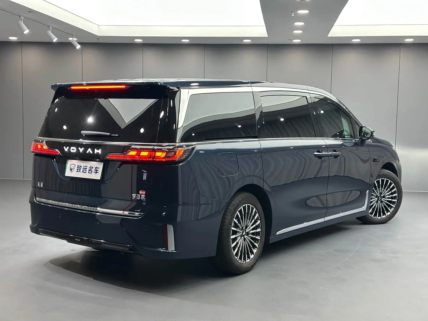 Voyah Auto Voyah Dreamer 2025 — Photo 4/20