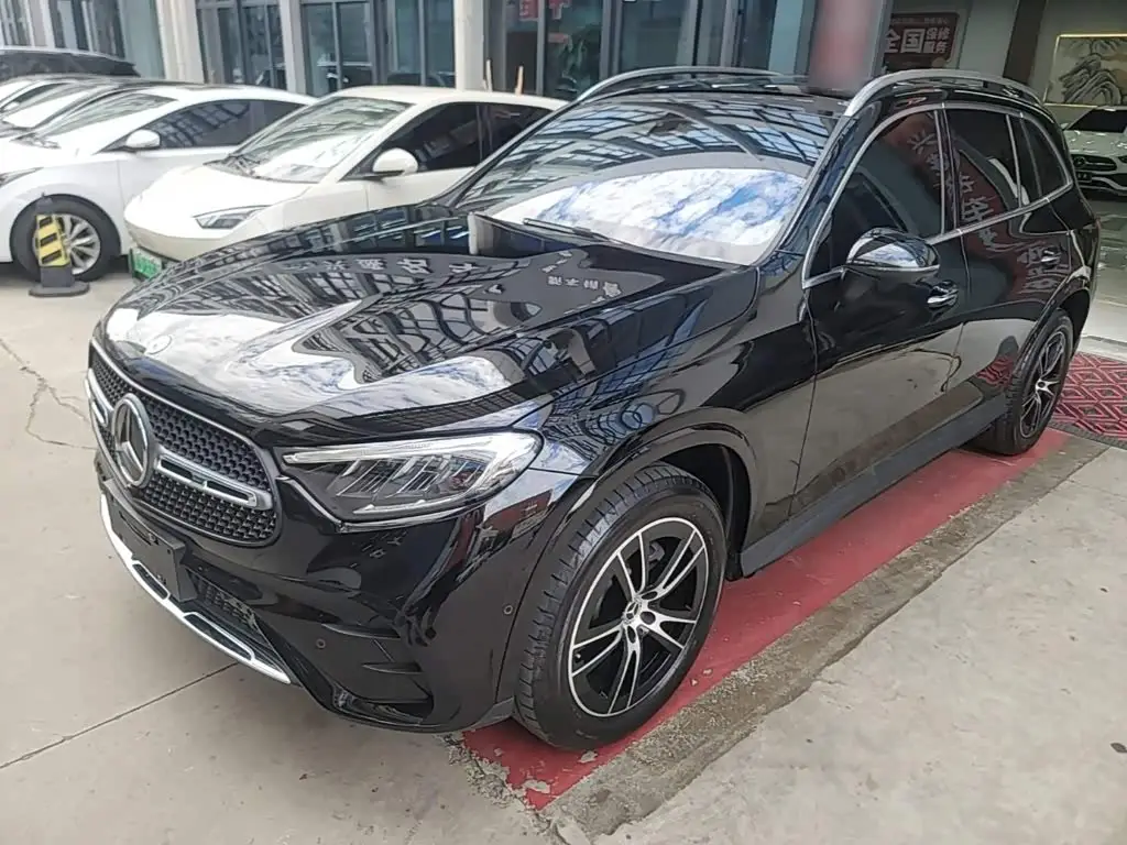 Mercedes-Benz GLC, 2025