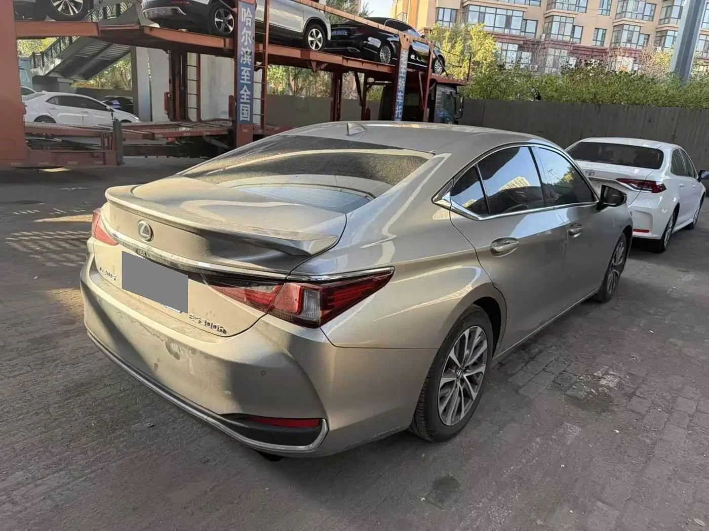 Lexus ES 2023 — ფოტო 6/7