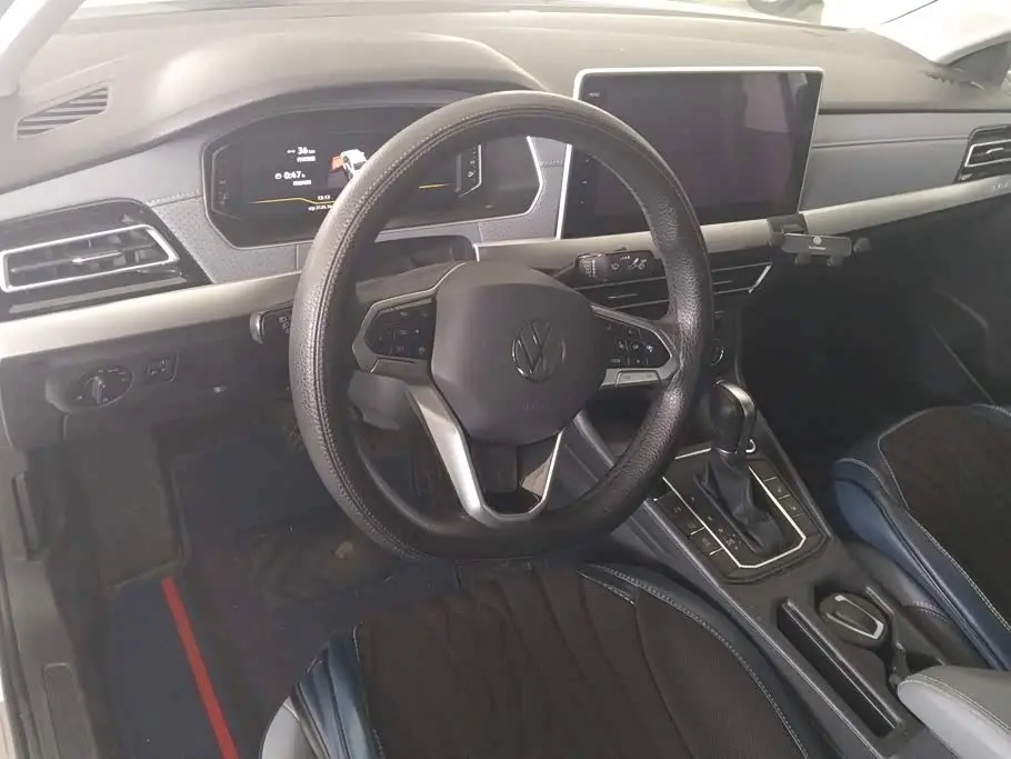 Volkswagen Lavida 2023 — Photo 12/16