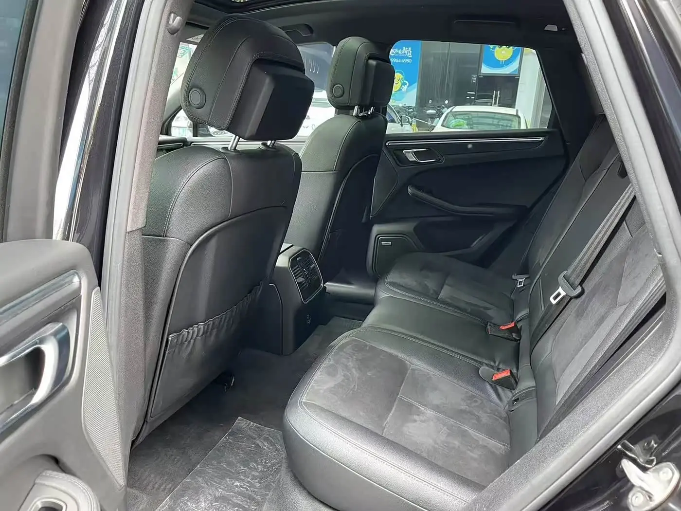 Porsche Macan 2020 — Photo 5/9