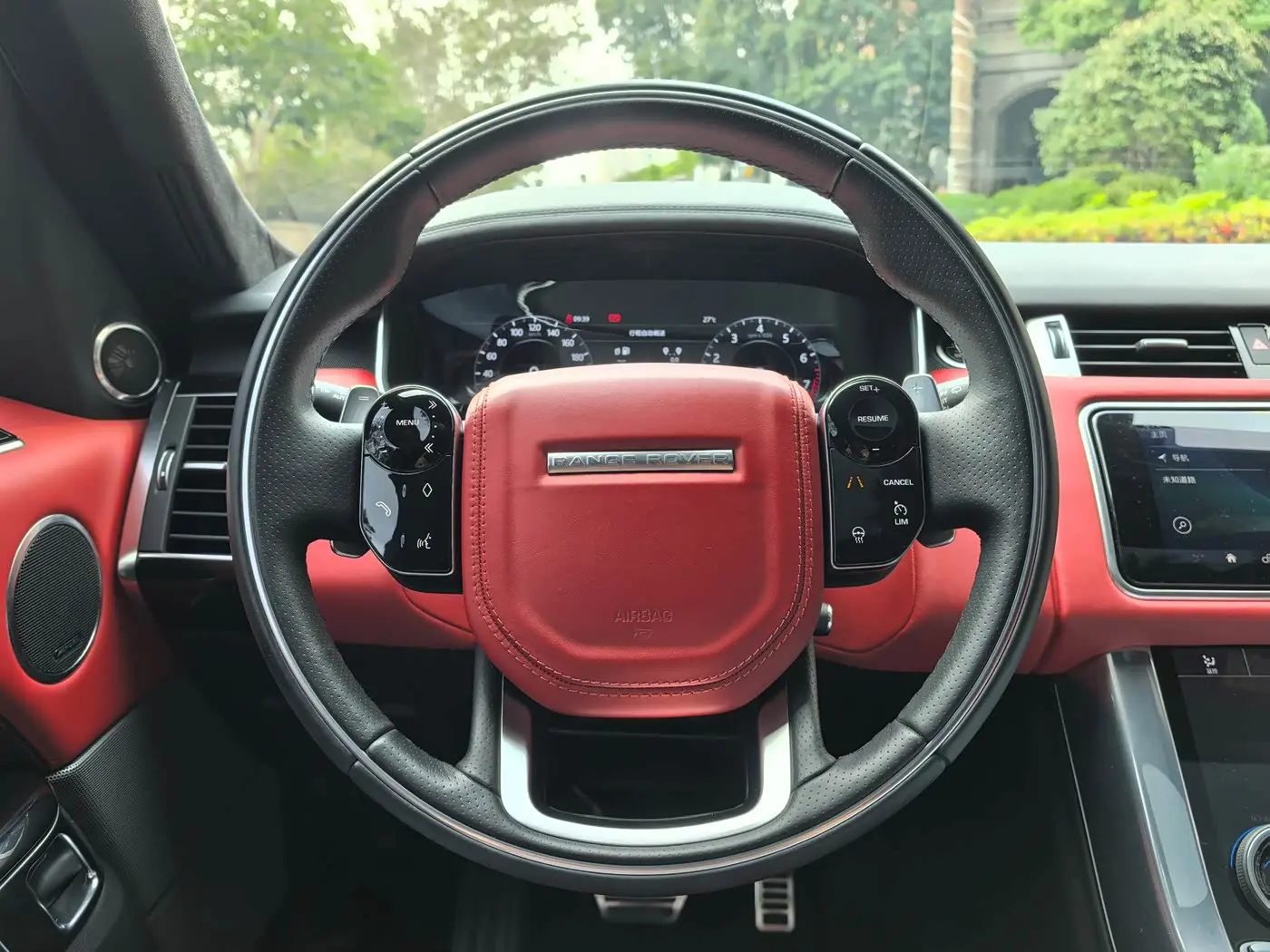 Land Rover Range Rover Sport 2018 — Photo 7/18
