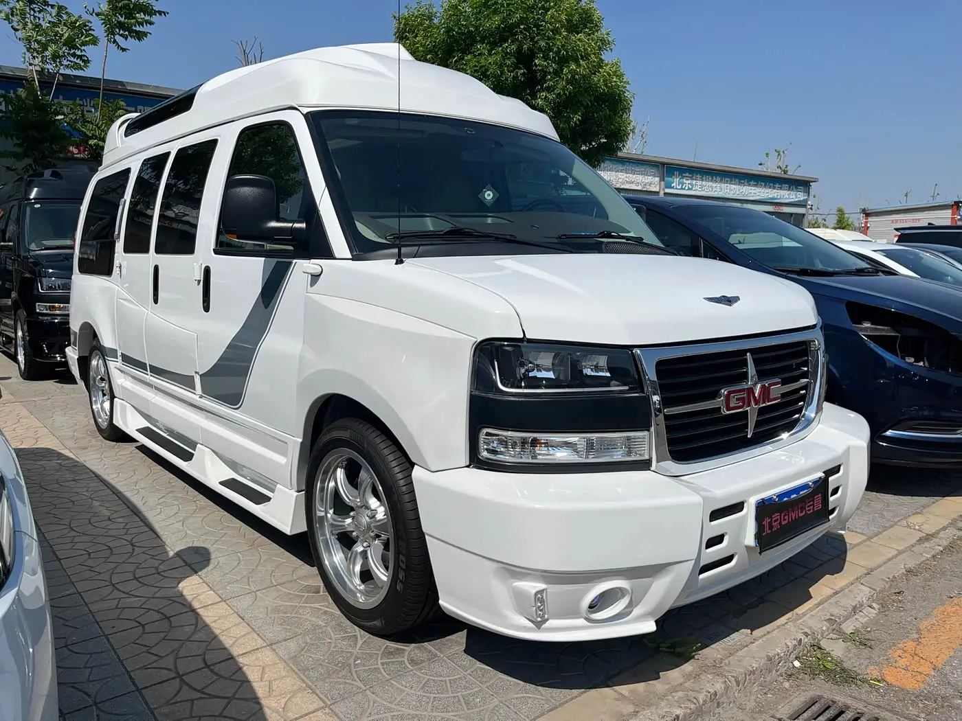 GMC Savana 2020 — Şəkil 3/20