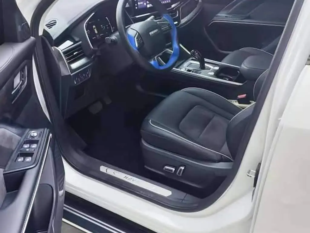 Haval H6 2024 — Photo 8/9