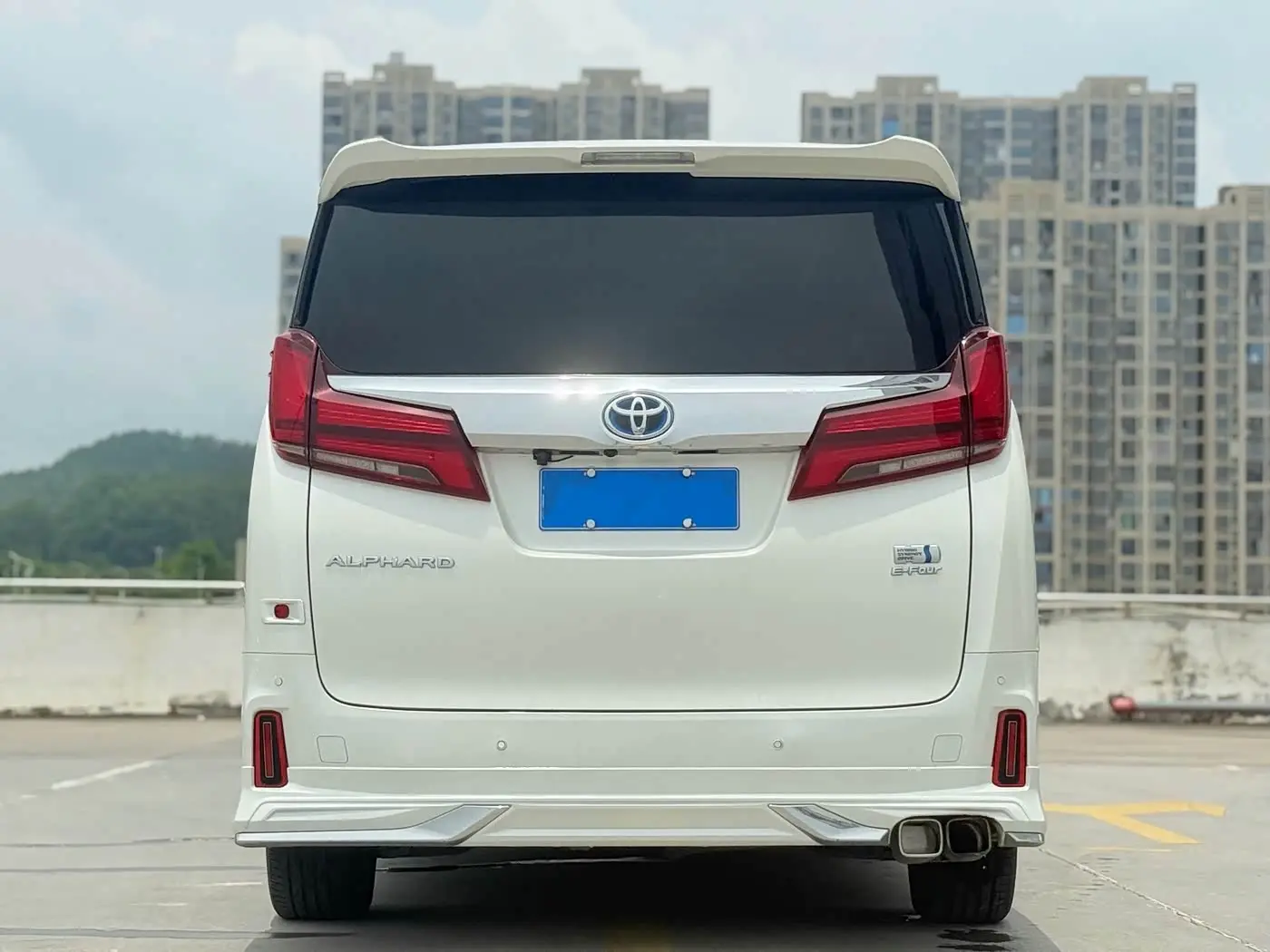 Toyota Alphard 2019 — Photo 13/20
