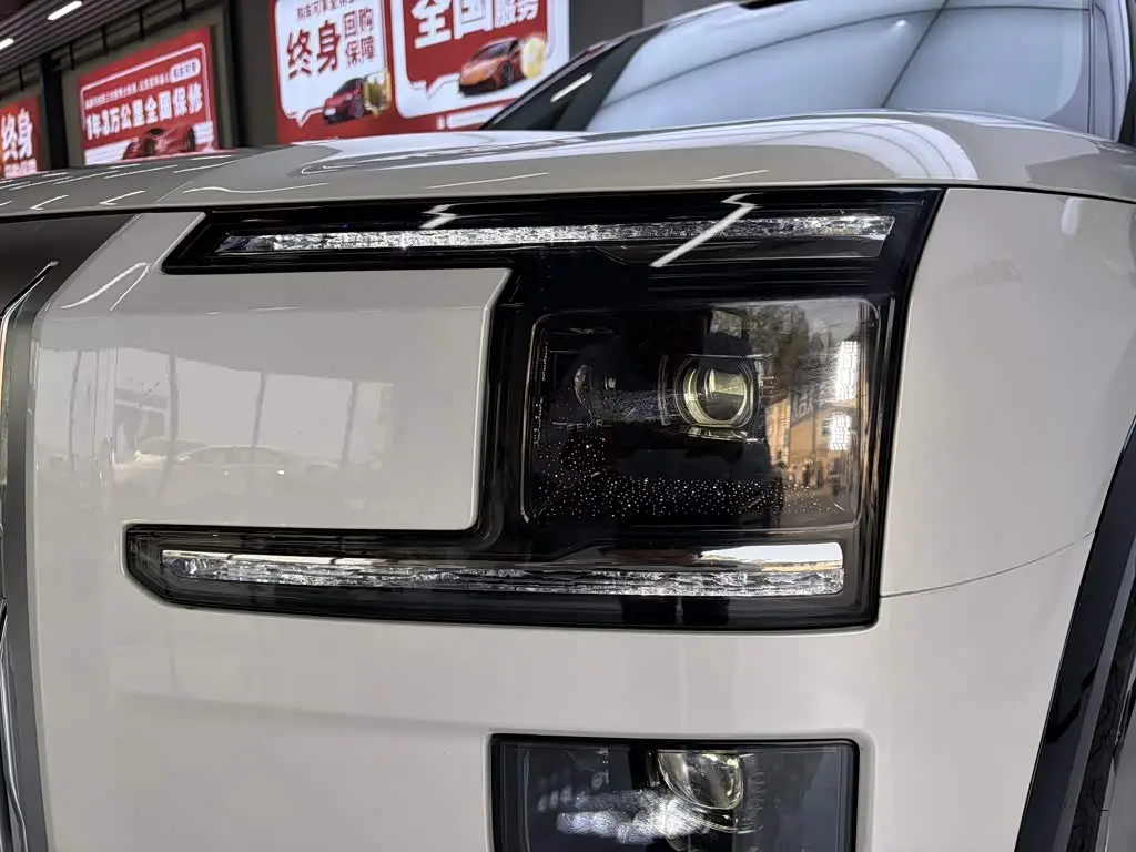 ZEEKR 9X 2026 — Photo 14/18